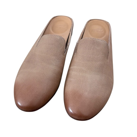 Dansko Elegant Tan Leather Loafers size 40 - Picture 2 of 7